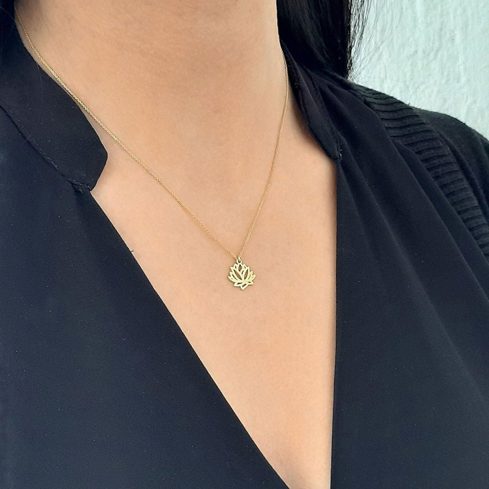 14k Dainty Lotus Necklace - InfinityJools