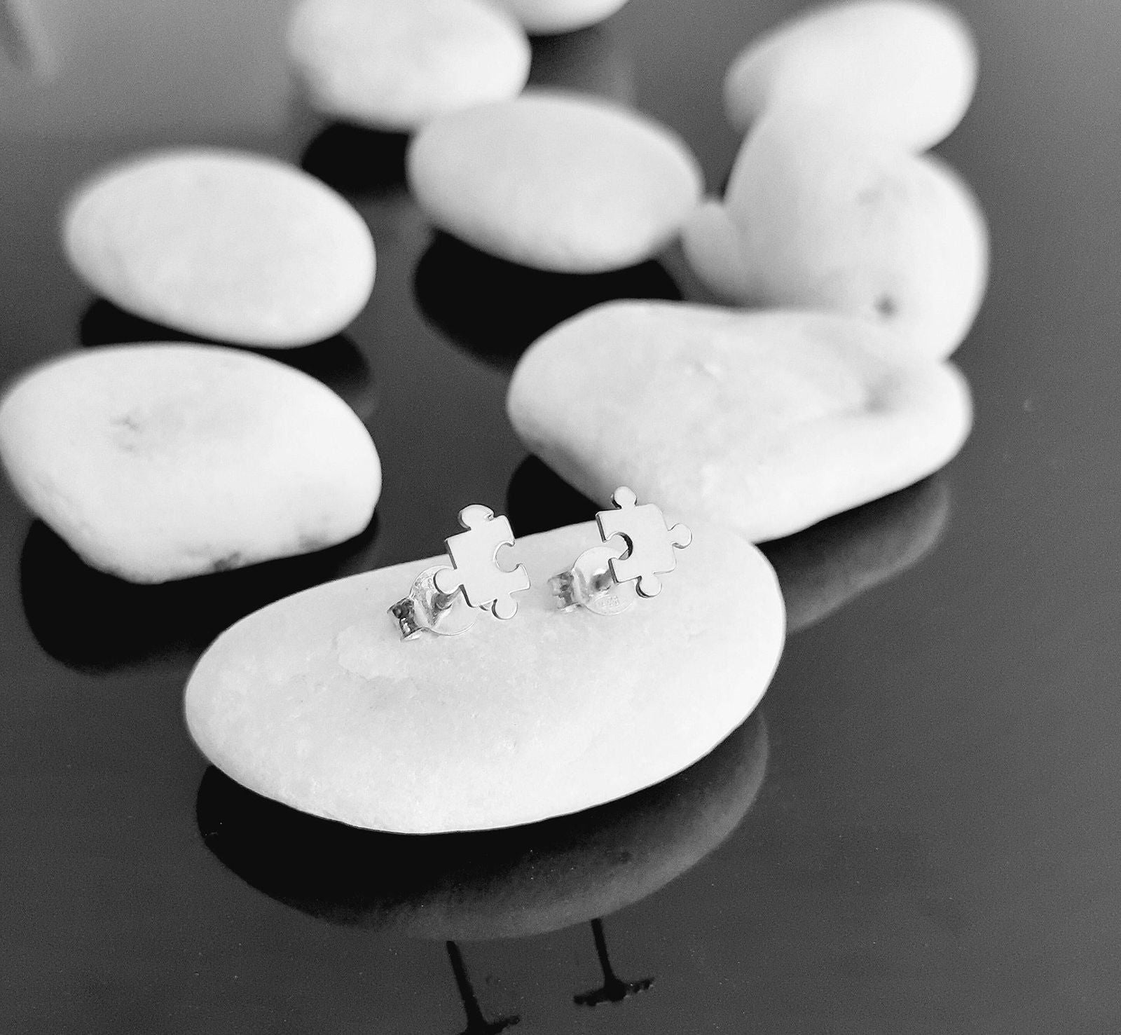 14K gold puzzle Stud earrings - InfinityJools