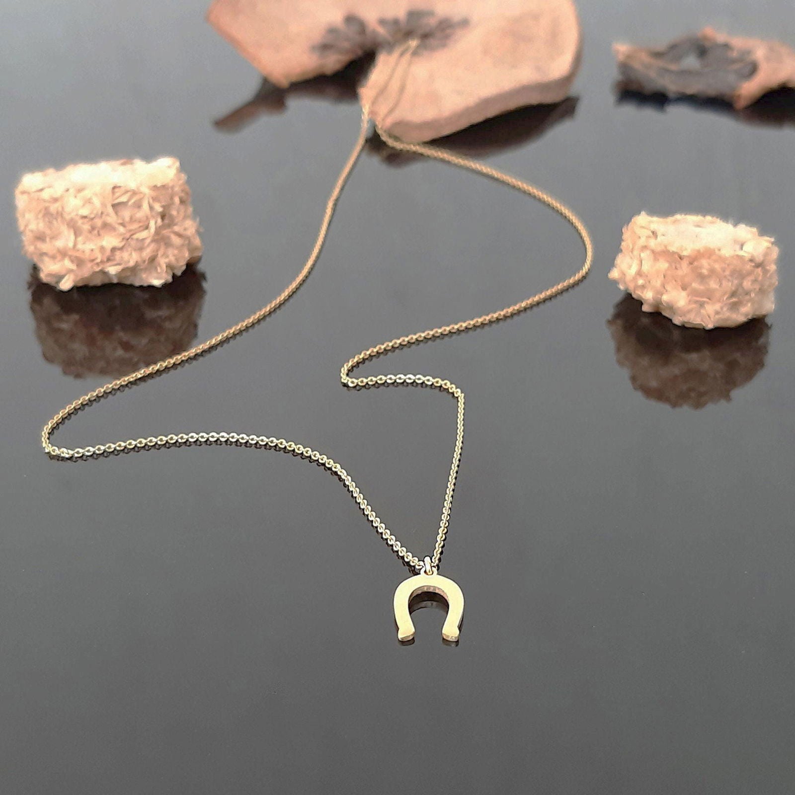 14k Solid Gold horseshoe necklace Pendant - InfinityJools