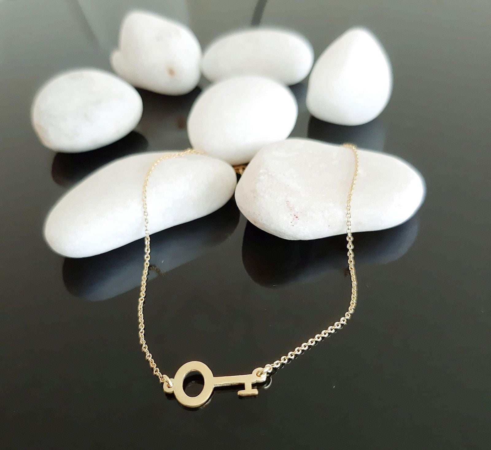 14k solid gold Key Bracelet - InfinityJools