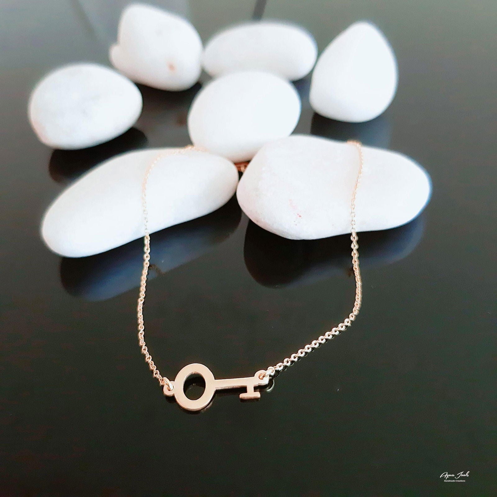 14k solid gold Key Bracelet - InfinityJools