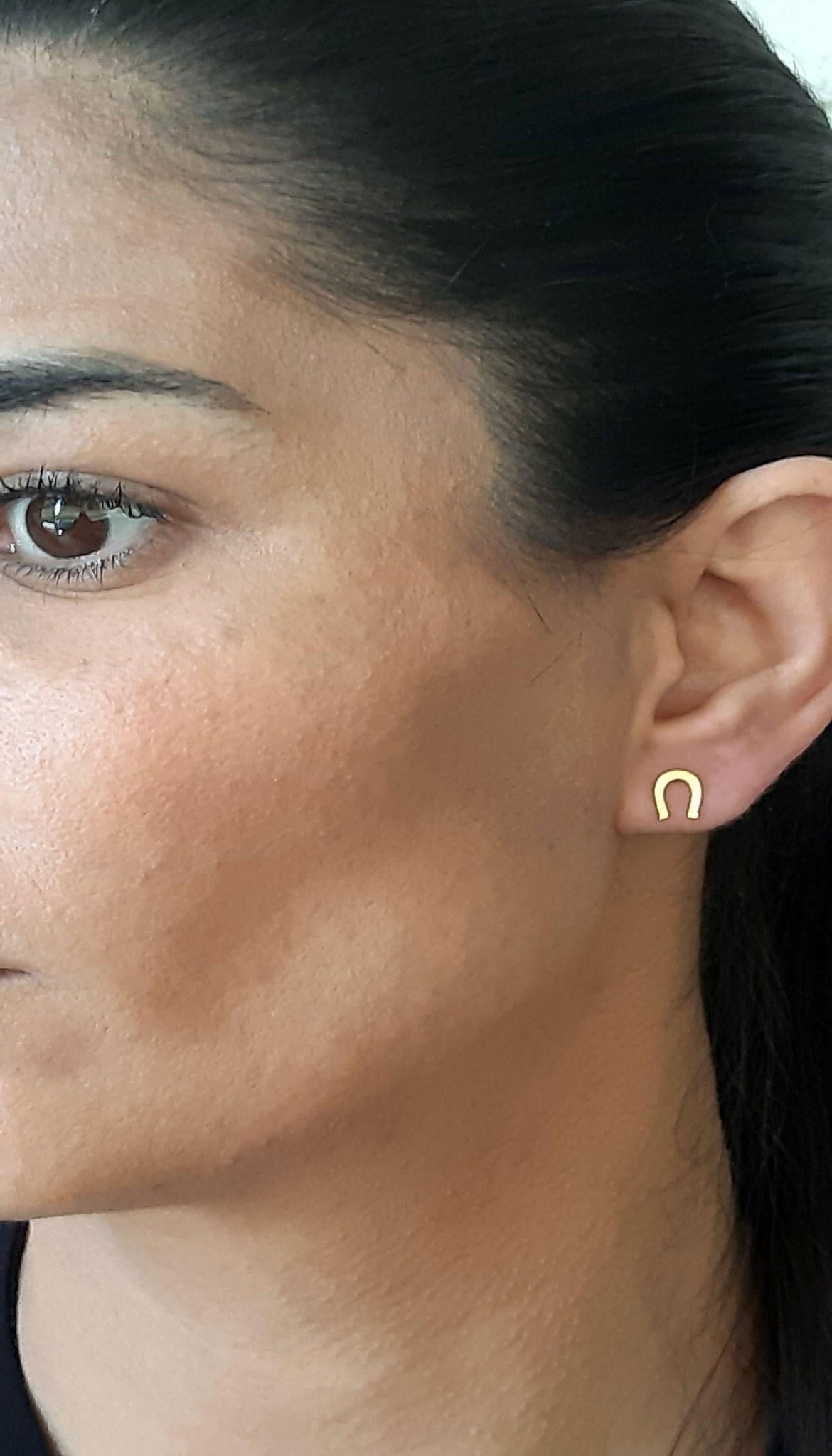 Gold Horseshoe StudEarrings - InfinityJools