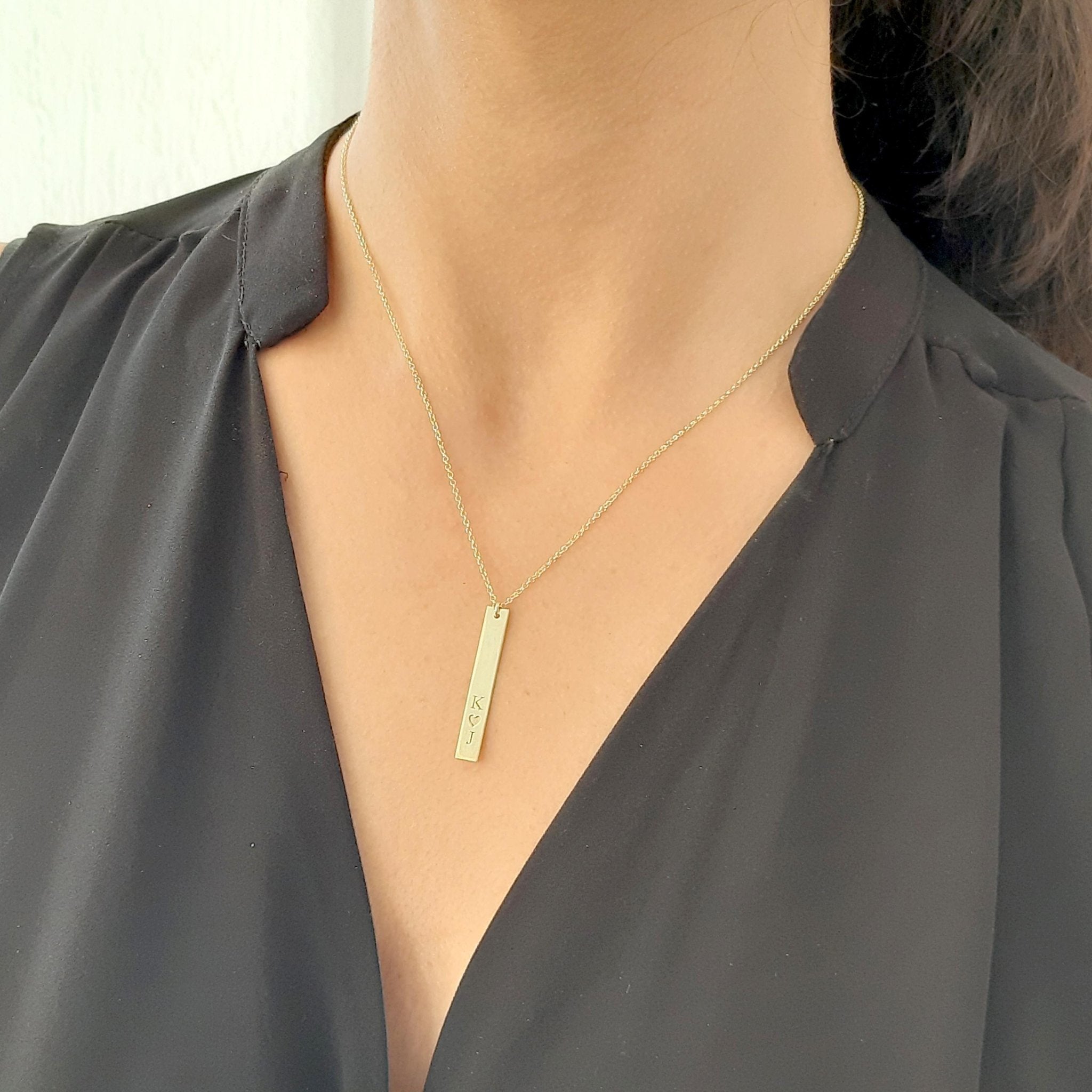 Personalized Solid Gold Vertical Bar Necklace - InfinityJools